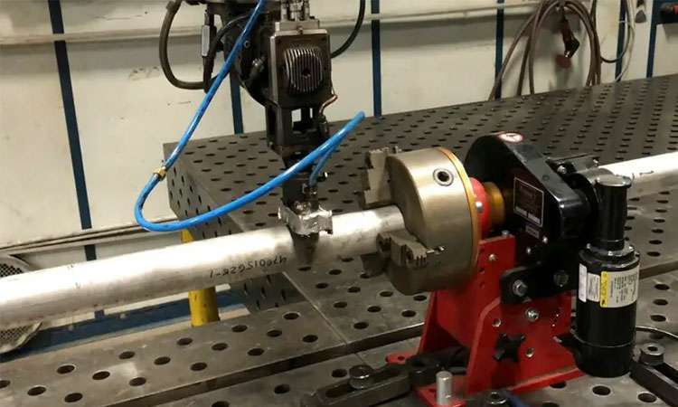 通过引进激光自动焊管技术控制成本,打开通向新市场的大门!-哈尔滨敬轩运动鞋类有限公司 通过引进激光自动焊管技术控制成本,打开通向新市场的大门!-哈尔滨敬轩运动鞋类有限公司